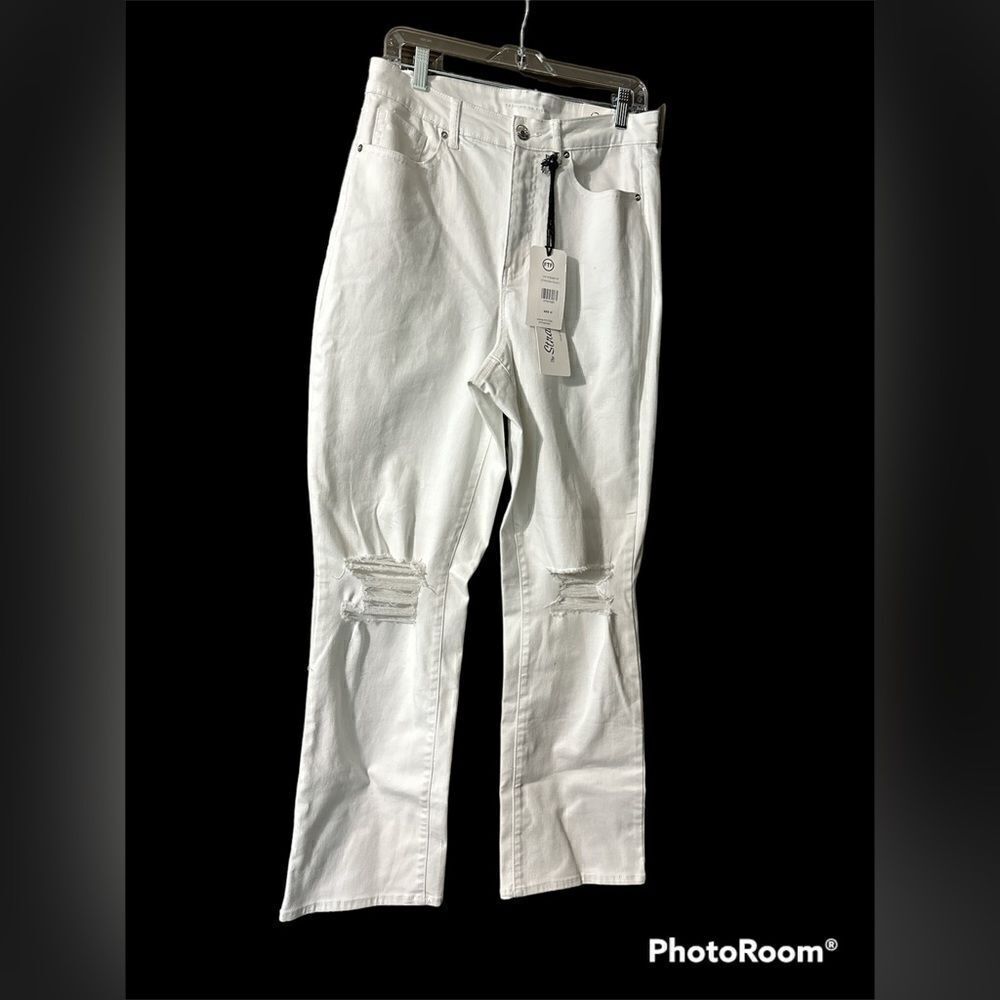 FTF fashion to figure white relaxed high rise straight leg denim jeans 12 NWT